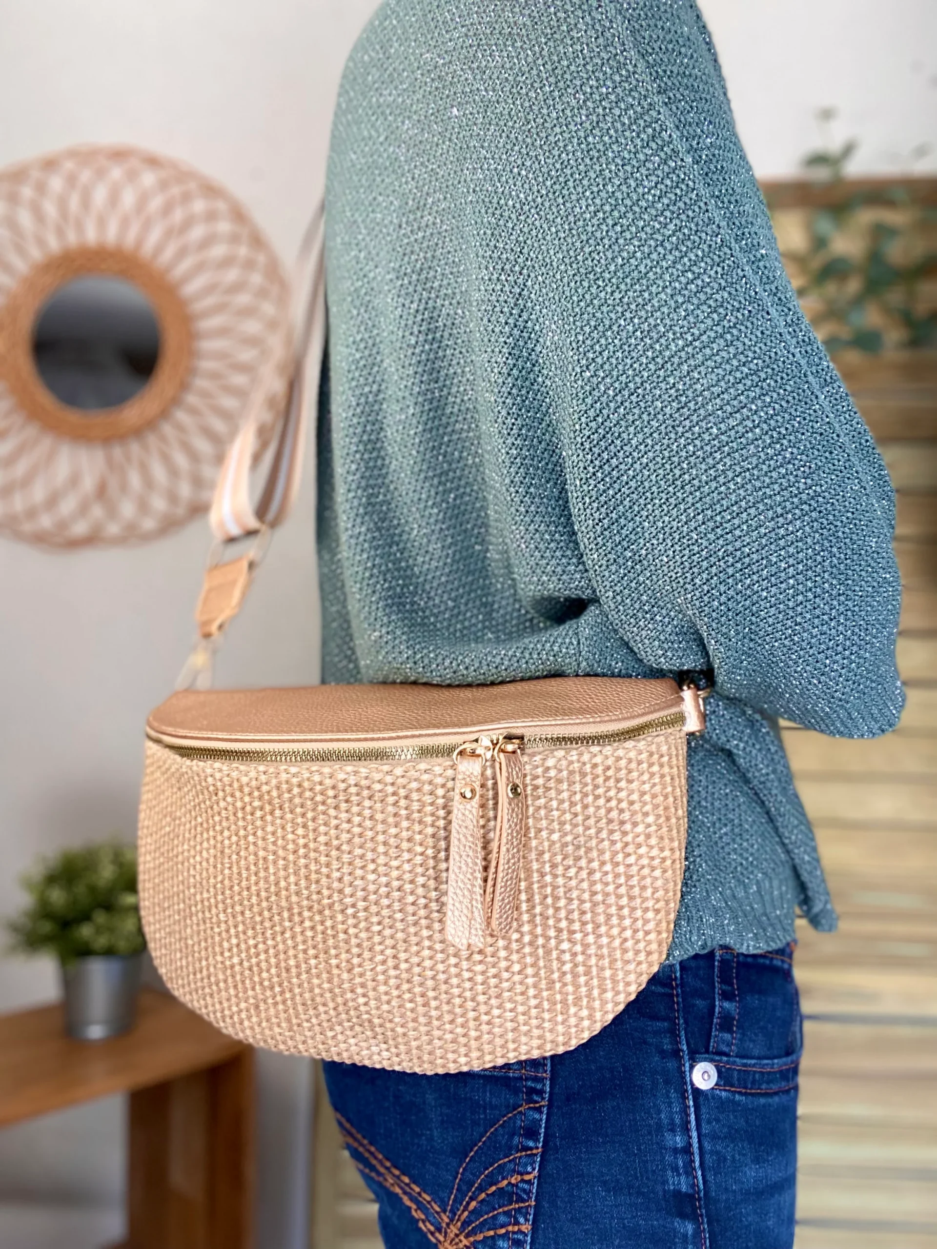 Sac banane effet paille et simili - KELLY - Champagne – Image 5