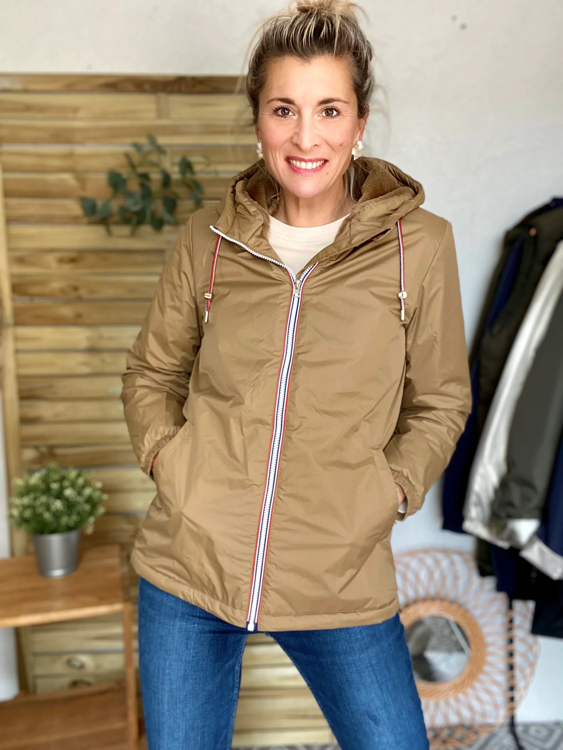Parka Imperméable THELMA MI-LONG fourré - Camel - LAURA JO – Image 2