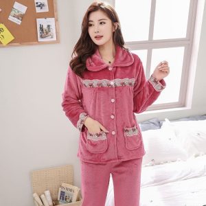 Ensemble pyjama chaud en polaire pour femme