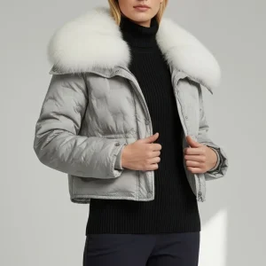 Parka courte en fourrure argenté