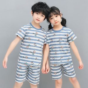 Pyjama blanc à rayures bleues deux pièces pour enfants