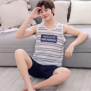 Pyjama d’été avec t-shirt blanc rayé noir et short pour homme