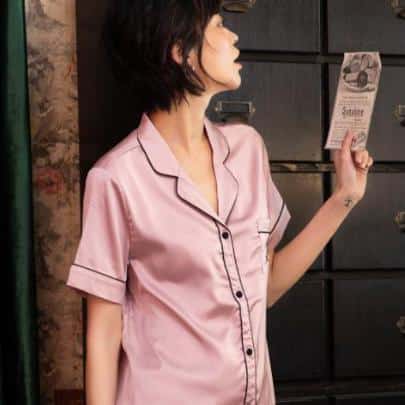 Pyjama d’été en satin – Image 8