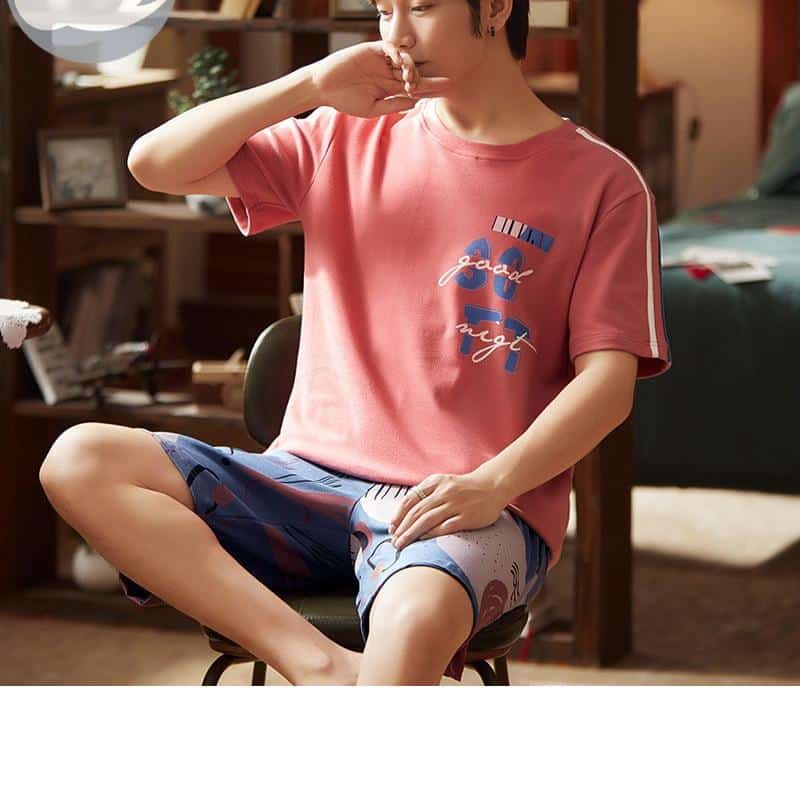 Pyjama d’été t-shirt violet et short imprimé pour homme