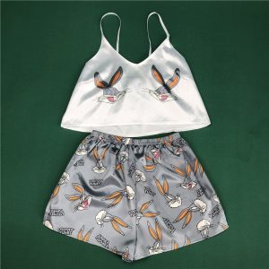 Pyjama femme sexy haut à bretelles et short à motif Buck Bunny