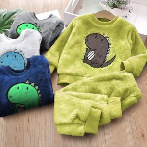 Pyjama dino tout doux