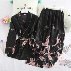 Pyjama japonais en satin