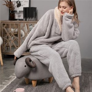 Pyjama polaire pour femmes en peluche